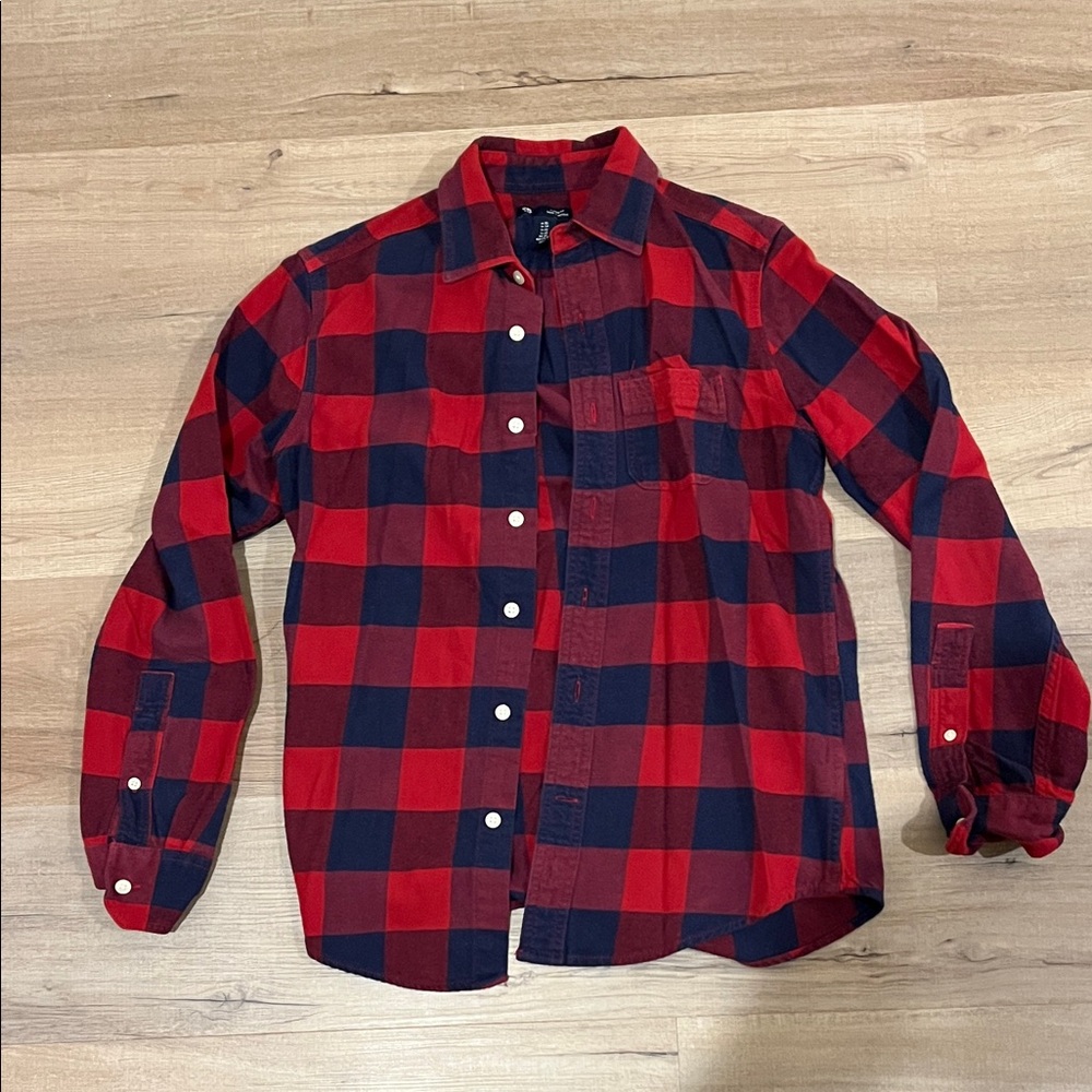 GAP Red and Navy Plaid Men's Shirt